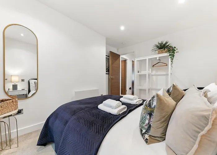 Springfield Two Apartment